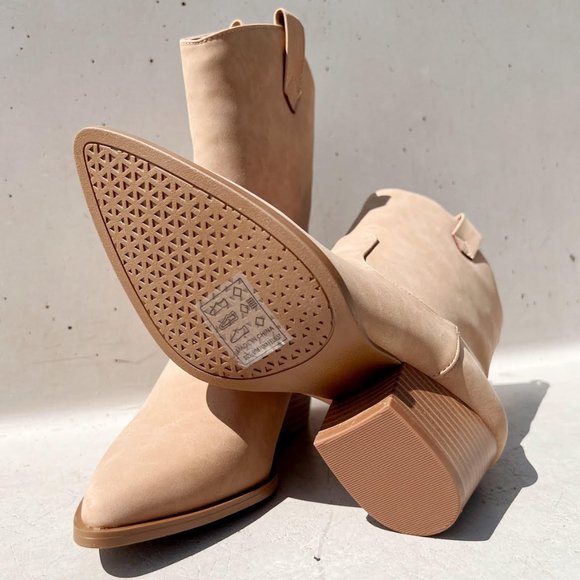 NEW Tan Distress Nubuck Faux Leather Pointy Toe Block Heel Western Ankle Boots - Picture 6 of 11